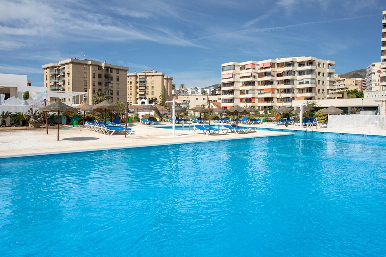 Precioso Apartamento Con Terraza En La Nogalera By Rent Me Torremolinos Kültér fotó